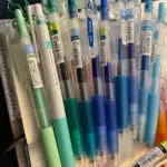 50 adorable blind box pens in a pencil case, 0.5mm black water-based ballpoint pens, non-drying, suitable for exams and studying photo review