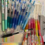 50 adorable blind box pens in a pencil case, 0.5mm black water-based ballpoint pens, non-drying, suitable for exams and studying photo review