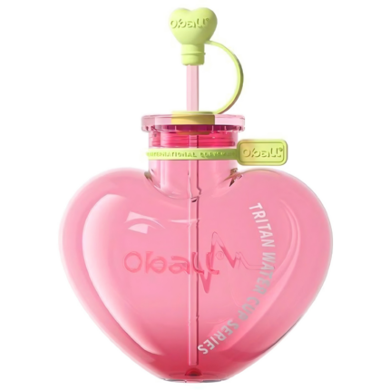 Large capacity cup with straw